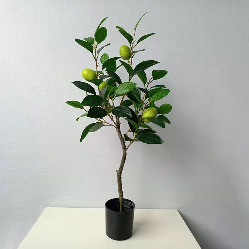 Künstlicher Zitronenbaum