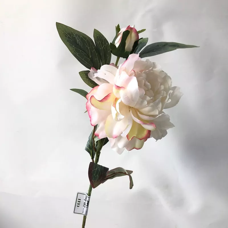 Elegante Faux -Pfingstrosenblüten
